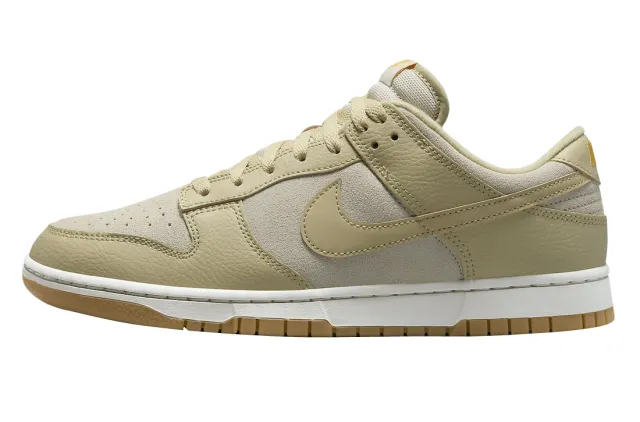 Nike dunk low tan suede