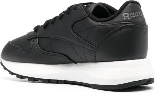 Reebok logo-tag low-top sneakers White